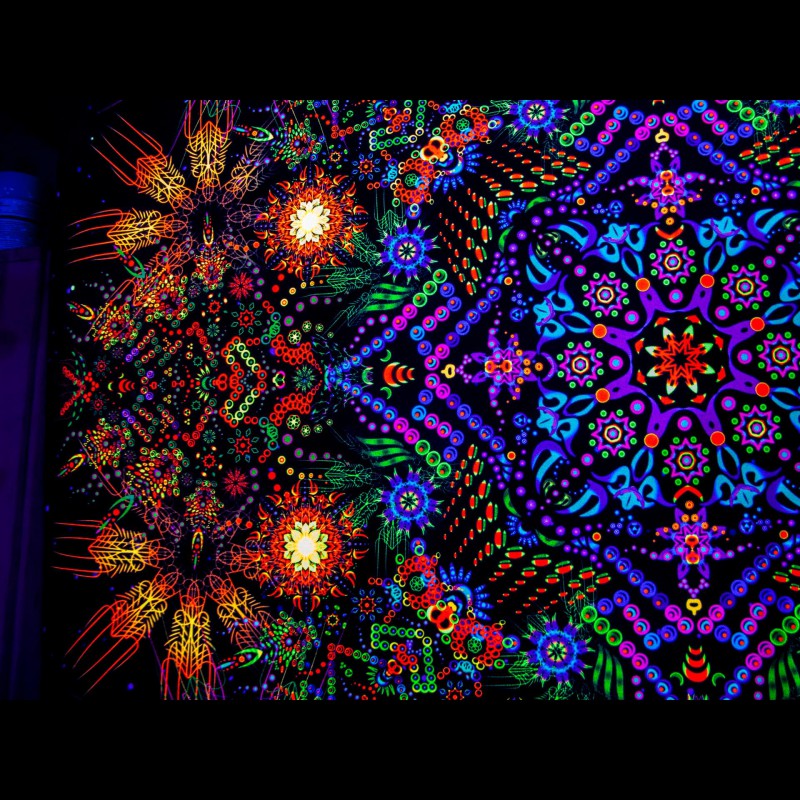 Incredible psychedelic lampnight light «Sacred Love» Fractalika